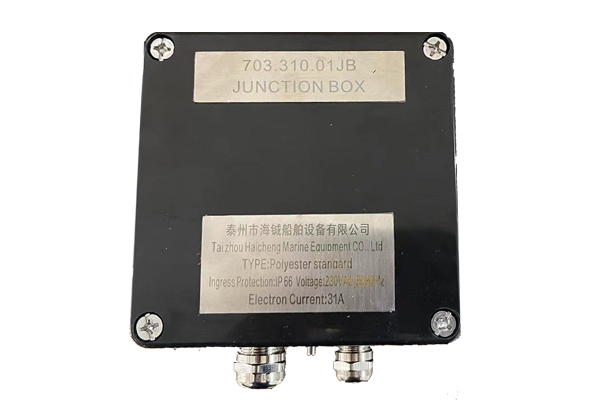 Flat lifting belt has higher safety and protection